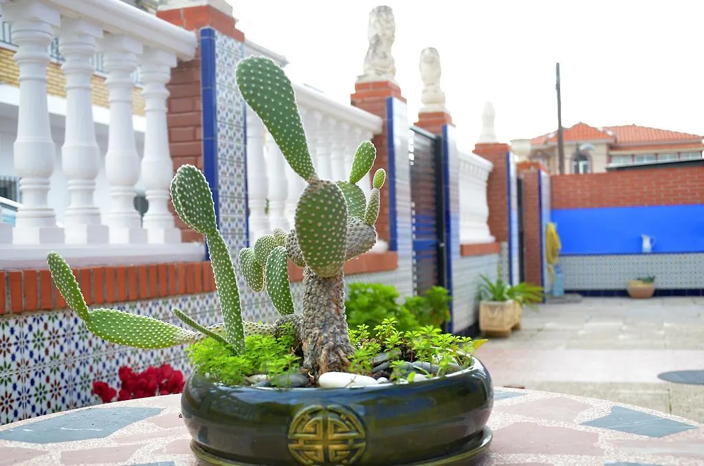 Torre De La Victoria Hostel  Rincón de la Victoria